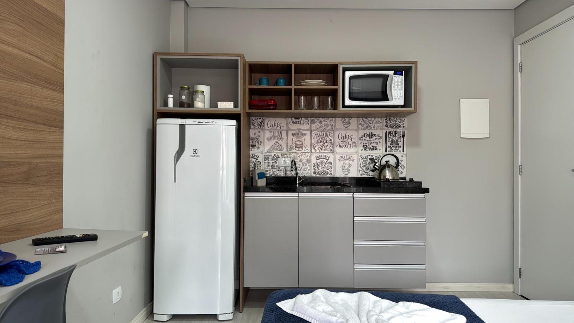 Apartment 3-studio Lindamente Decorado! Ideal Casal!!! Curitiba